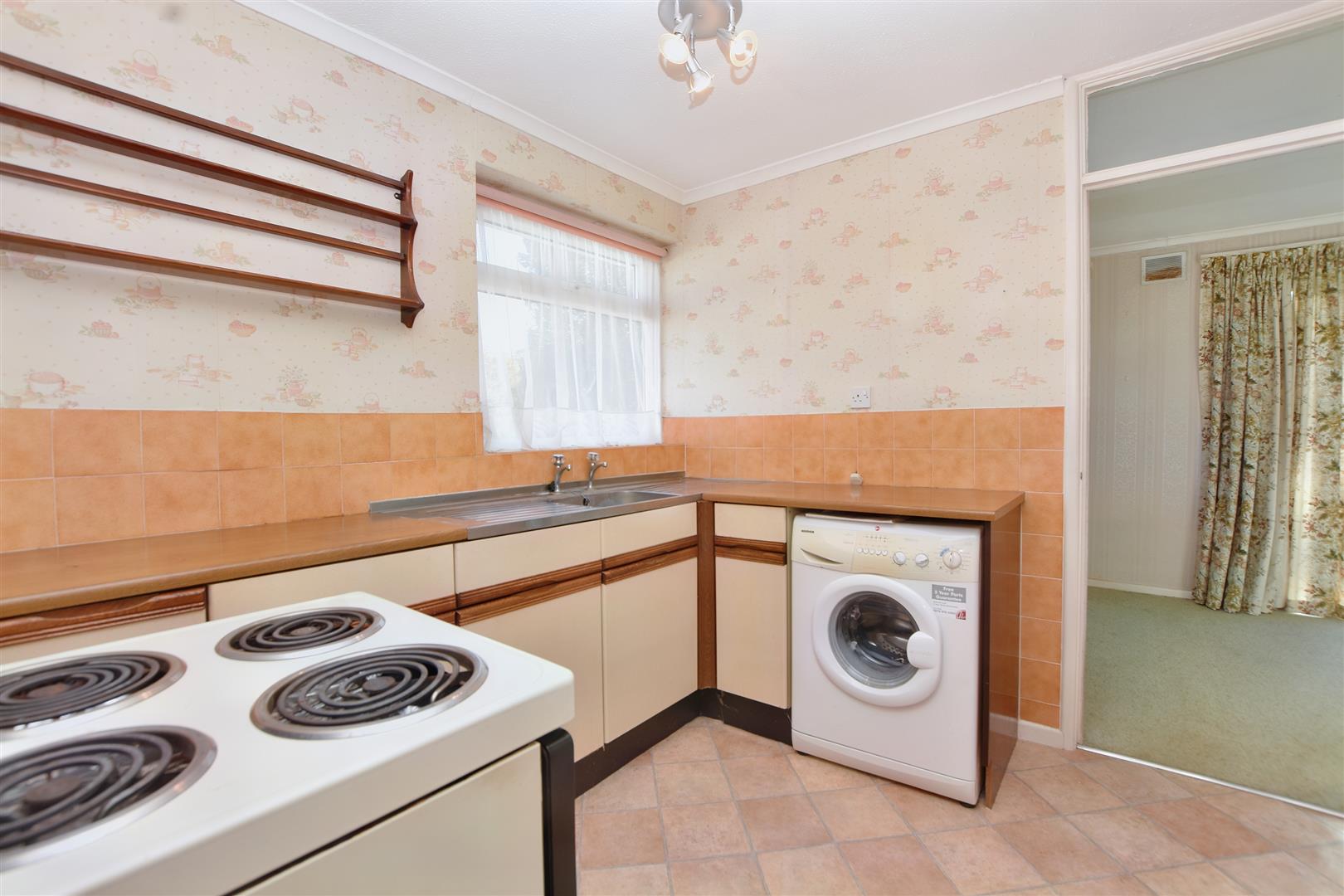 Property Details for Burton Road Eastbourne BN21 2RW Town Property